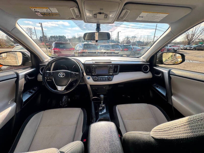 2016 Toyota RAV4 Hybrid XLE