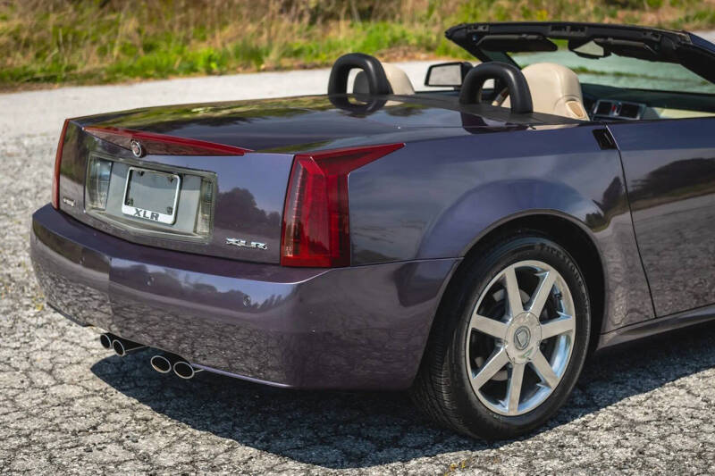 2004 Cadillac XLR