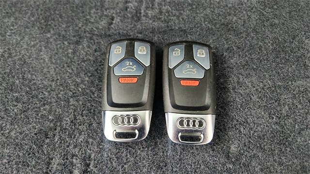 2024 Audi Q5 e quattro S line Prestg 55 TFSI