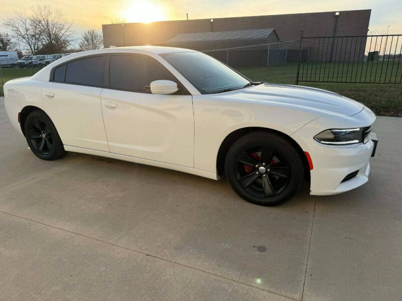 2015 Dodge Charger SXT