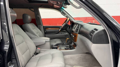 2003 Lexus LX 470