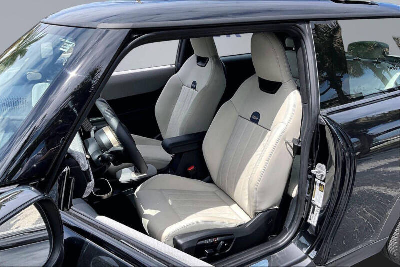 2025 MINI Hardtop 2 Door Cooper S