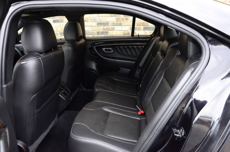 2019 Ford Taurus Limited