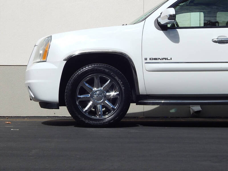 2007 GMC Yukon Denali