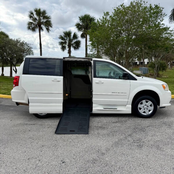 2013 Dodge Grand Caravan SE
