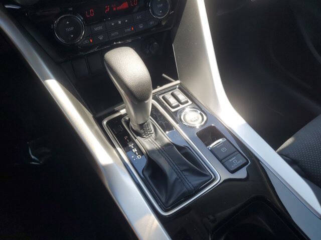 2024 Mitsubishi Eclipse Cross SE