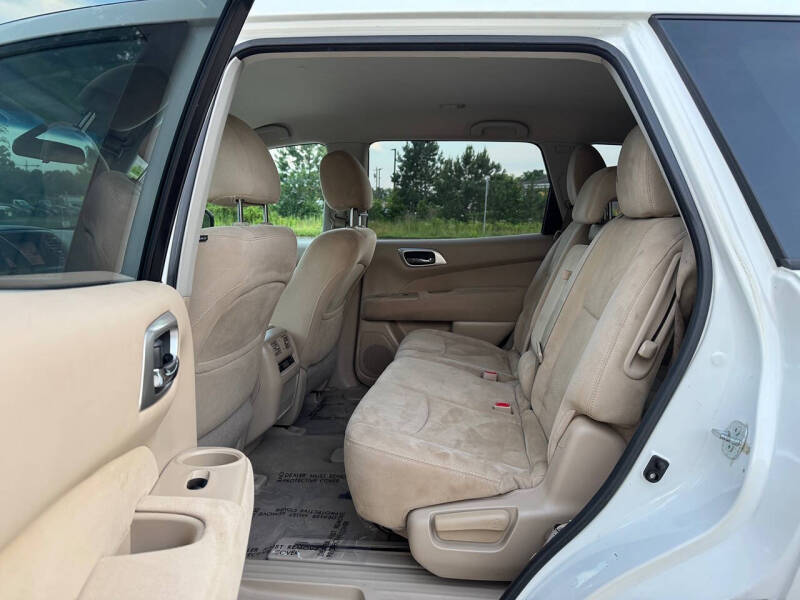 2014 Nissan Pathfinder SV