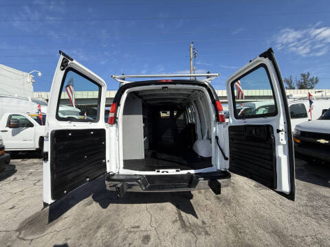 2020 GMC Savana 2500