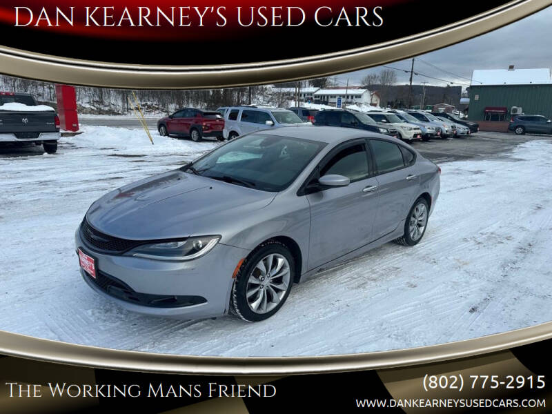 2016 Chrysler 200 S's photo