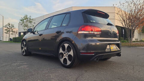 2011 Volkswagen GTI Base PZEV