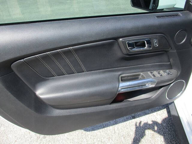 2016 Ford Mustang EcoBoost Premium