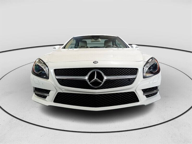 2015 Mercedes-Benz SL-Class 9