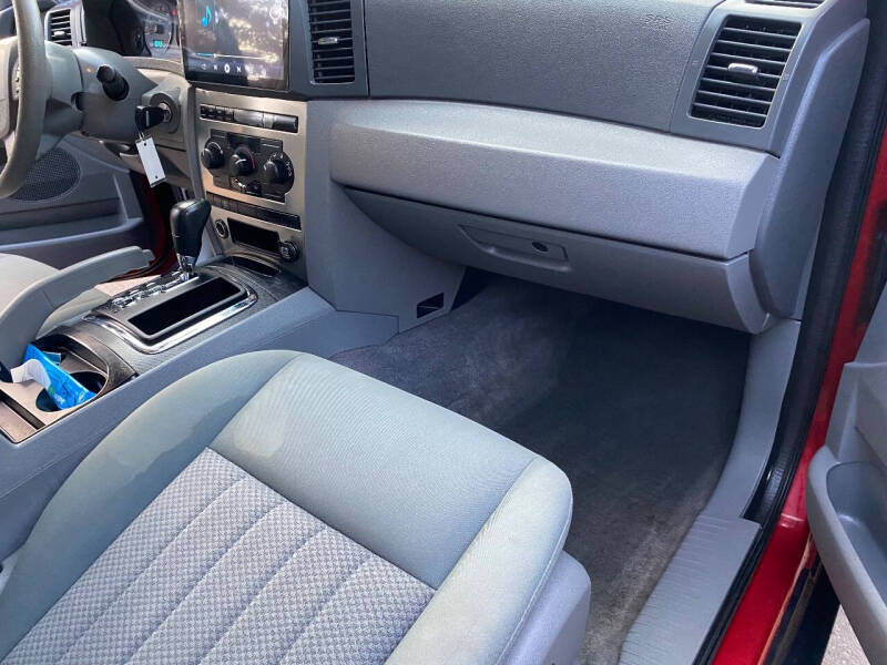 2006 Jeep Grand Cherokee Laredo