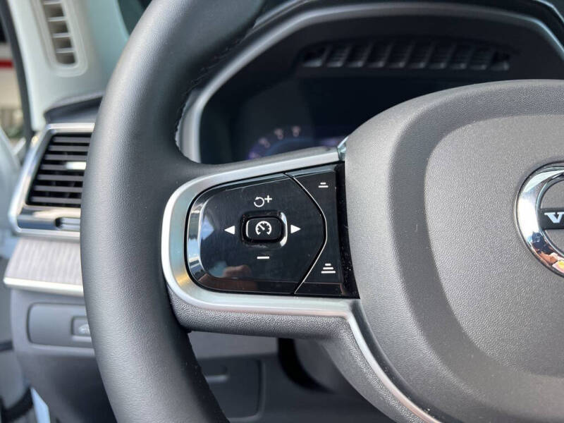 2023 Volvo XC90 B6 Ultimate Bright Theme 7P