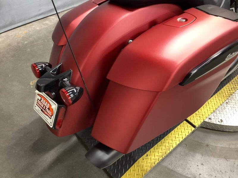 2024 Indian CHALLENGER DARK HORSE WITH POW