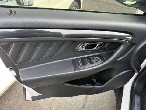 2018 Ford Taurus SHO