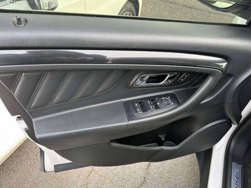 2018 Ford Taurus SHO