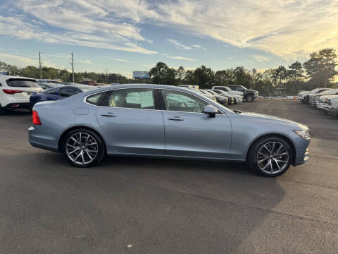 2018 Volvo S90 T5 Momentum