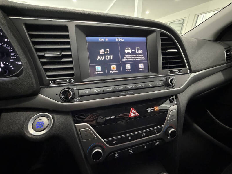 2017 Hyundai Elantra Limited