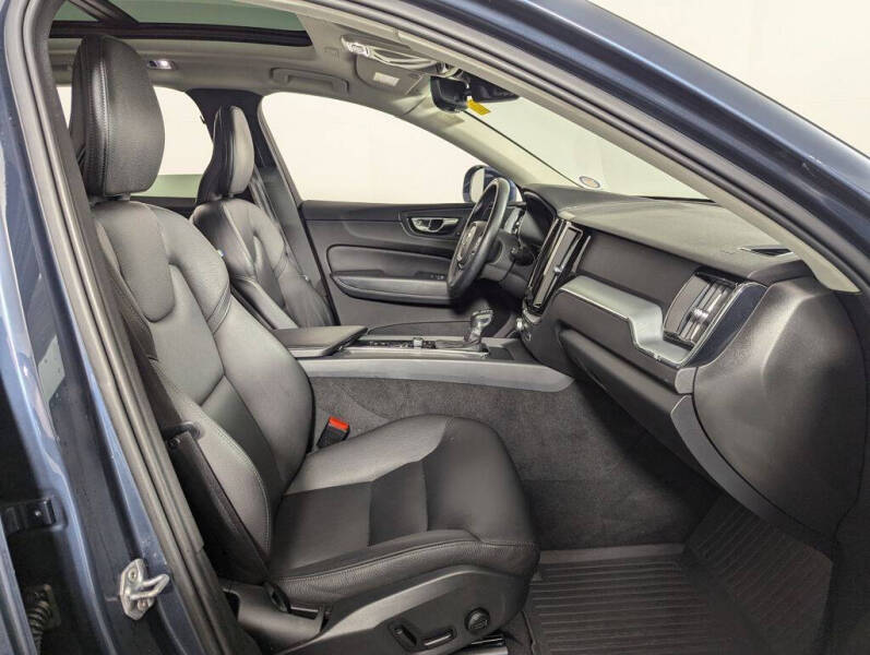 2019 Volvo XC60 T6 Momentum