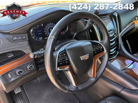 2017 Cadillac Escalade Luxury