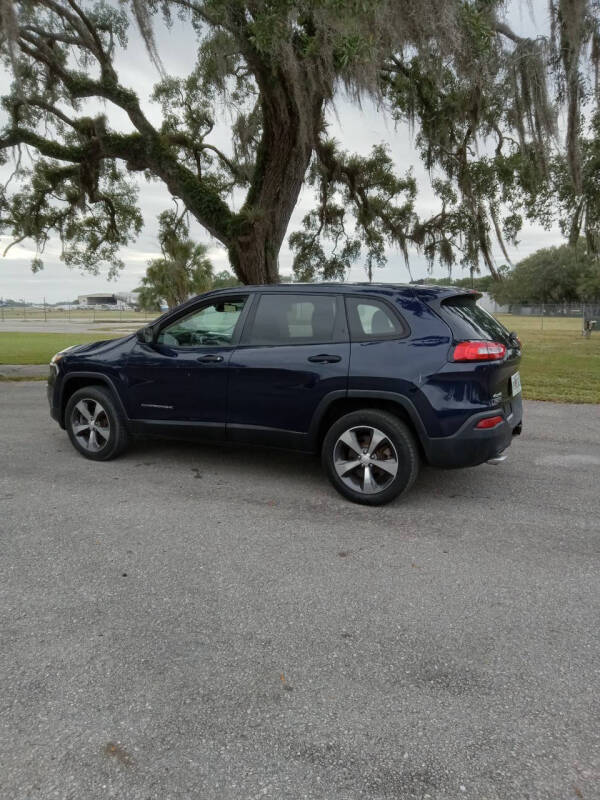 2014 Jeep Cherokee Sport