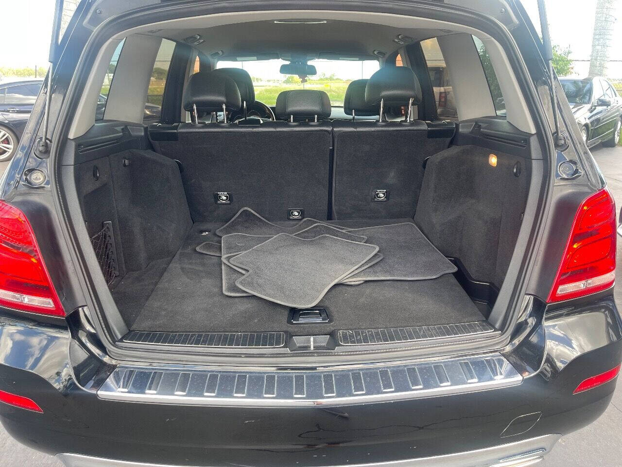 2015 MERCEDES-BENZ GLK-Class SUV / Crossover - $15,900