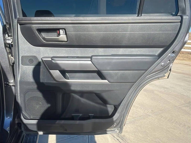 2025 Toyota Sequoia SR5