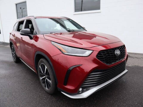 2021 Toyota Highlander for sale at Pointe Buick Gmc in Carneys Point NJ