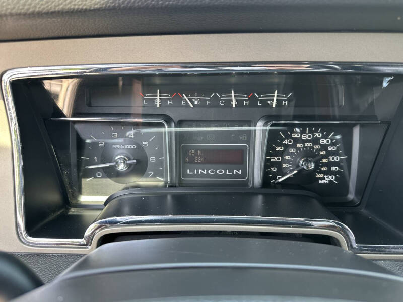 2014 Lincoln Navigator L