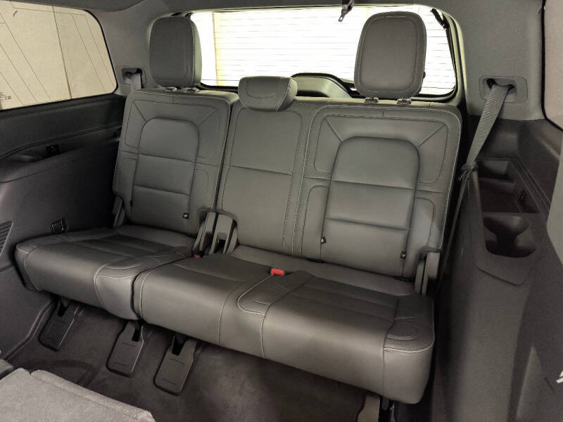 2019 Lincoln Navigator Select