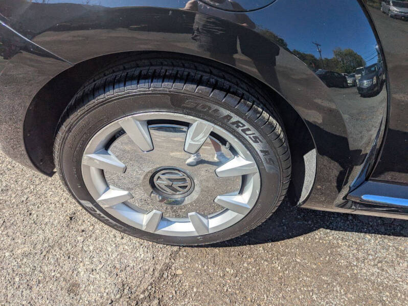 2013 Volkswagen Beetle Convertible 2.5L PZEV