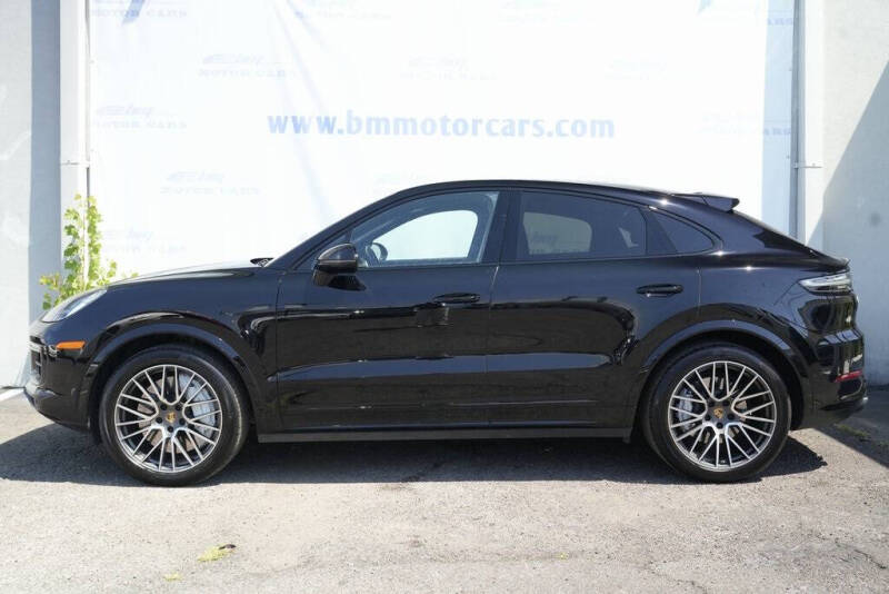 2022 Porsche Cayenne Turbo Coupe