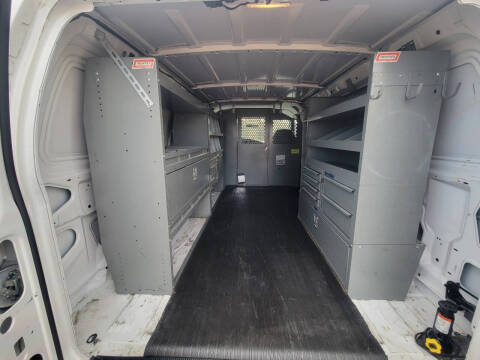 2005 Ford E-Series E-250