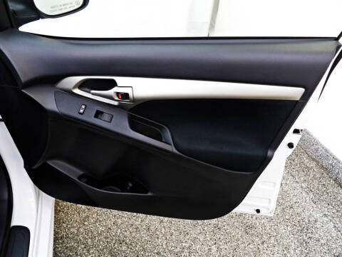 2013 Toyota Matrix L