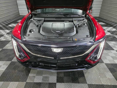 2024 Cadillac LYRIQ Sport 1