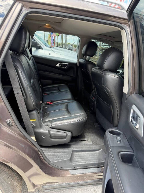 2016 Nissan Pathfinder Platinum