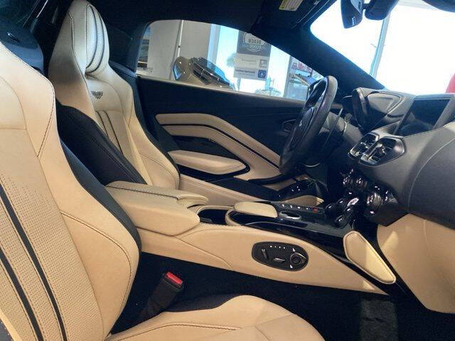 2023 Aston Martin Vantage