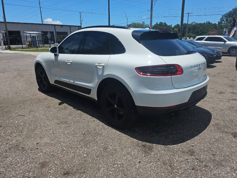 2017 Porsche Macan