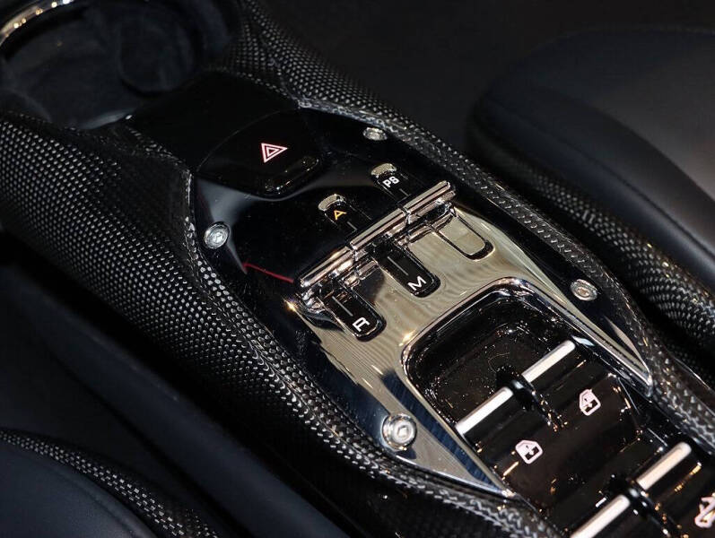 2024 Ferrari 296 GTS