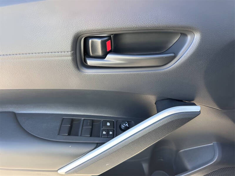 2025 Toyota Corolla Cross LE