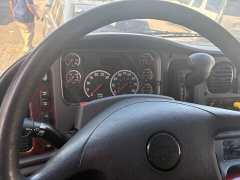 2020 Freightliner M2 106