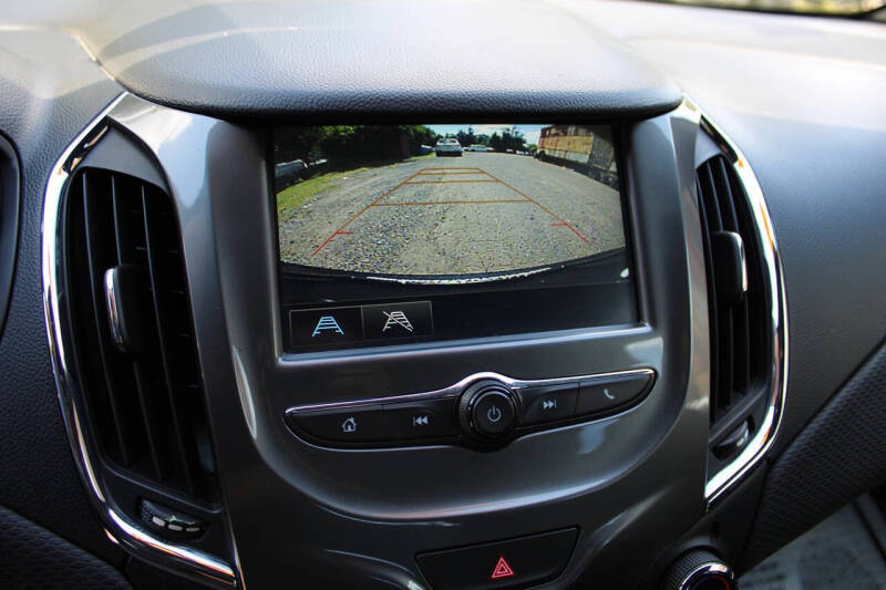 2018 Chevrolet Cruze LT Auto