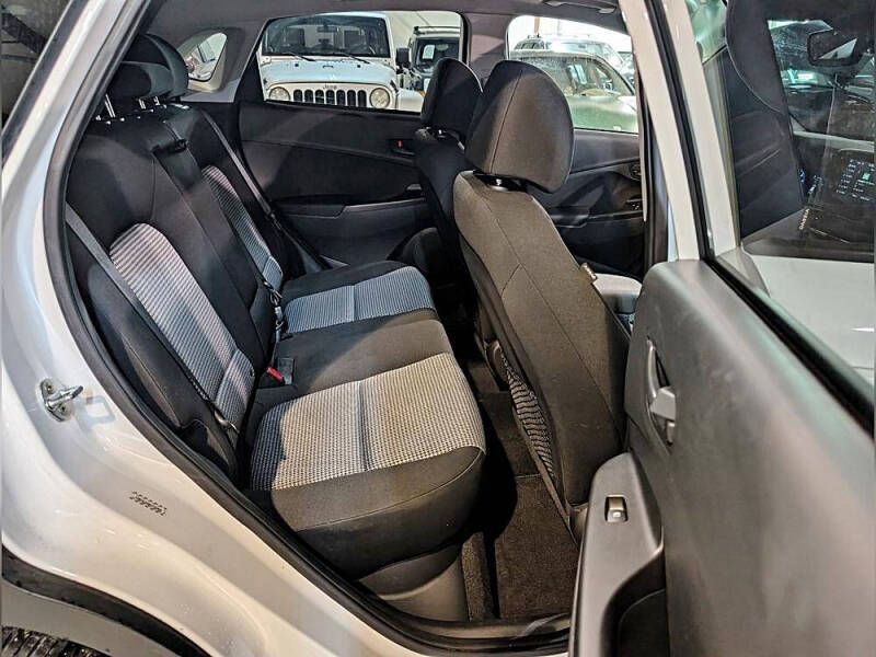 2021 Hyundai Kona SEL Plus