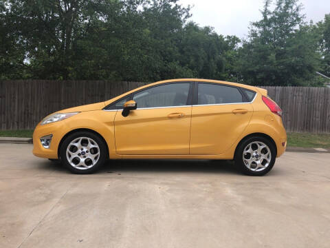 2011 Ford Fiesta for sale at H3 Auto Group in Huntsville TX