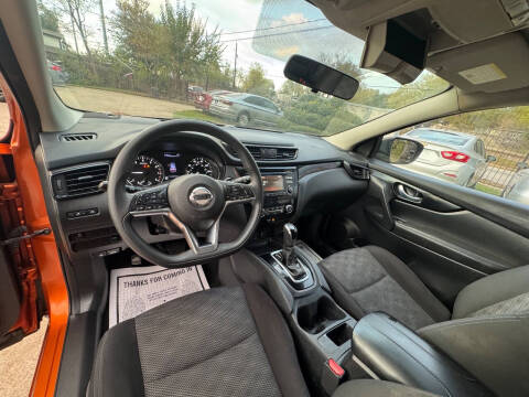 2017 Nissan Rogue Sport SV