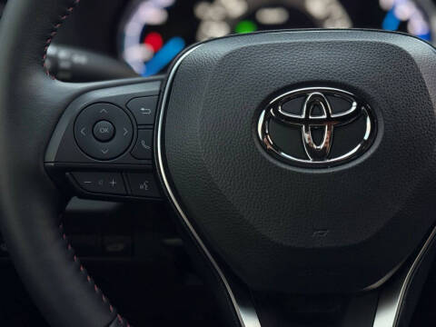 2024 Toyota RAV4 Prime SE