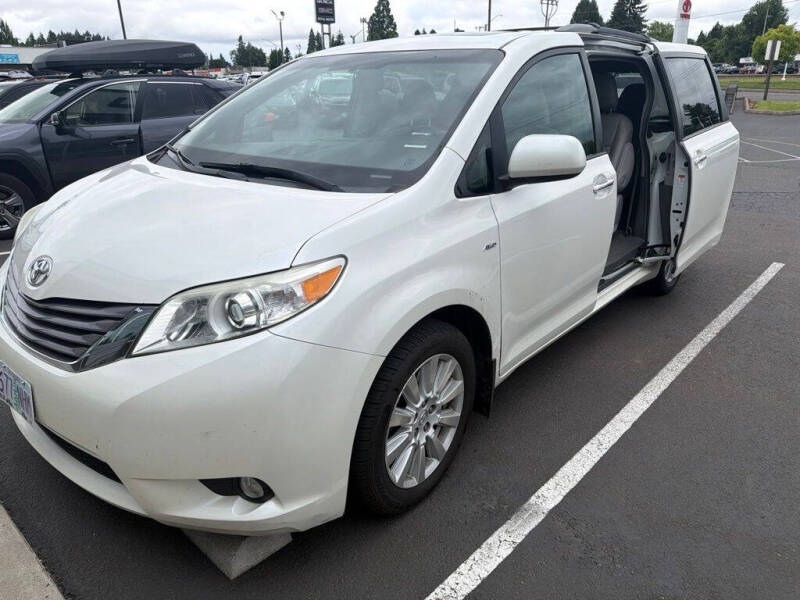 2017 Toyota Sienna