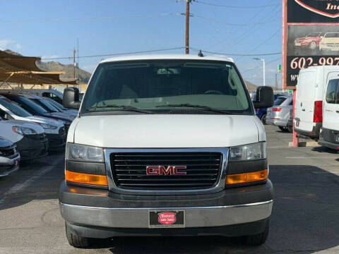 2022 GMC Savana 2500