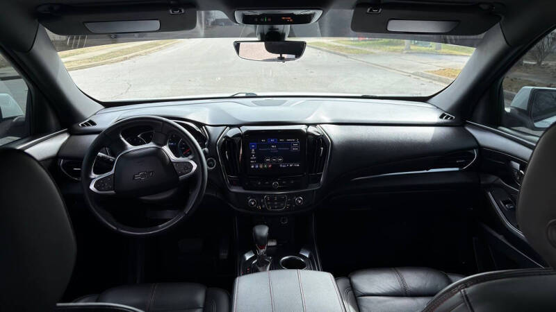 2023 Chevrolet Traverse RS